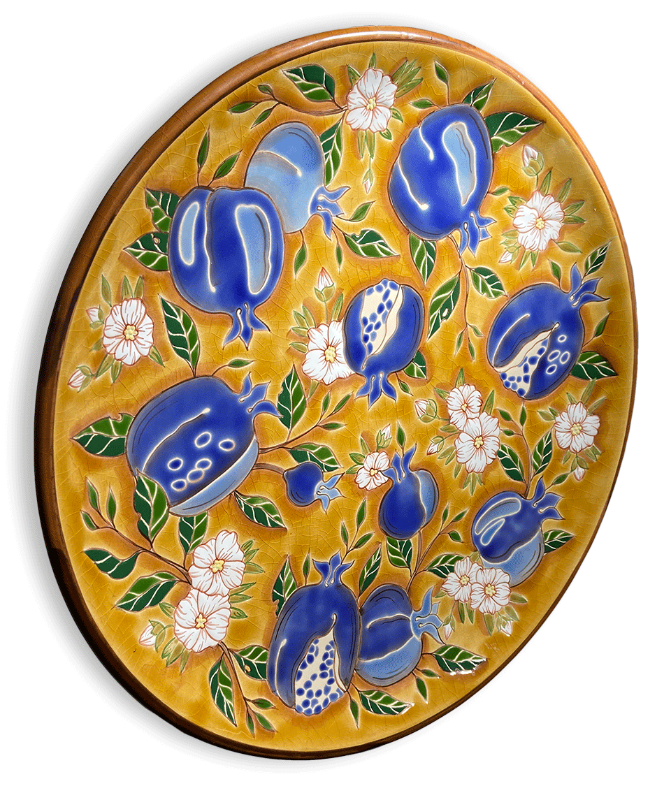 Тарелка Гранаты с цветами