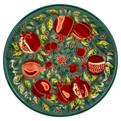 Тарелка Гранаты на зеленом